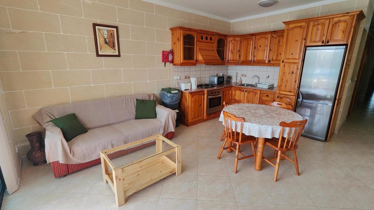 Seaview Apartment Zebbug  Екстер'єр фото