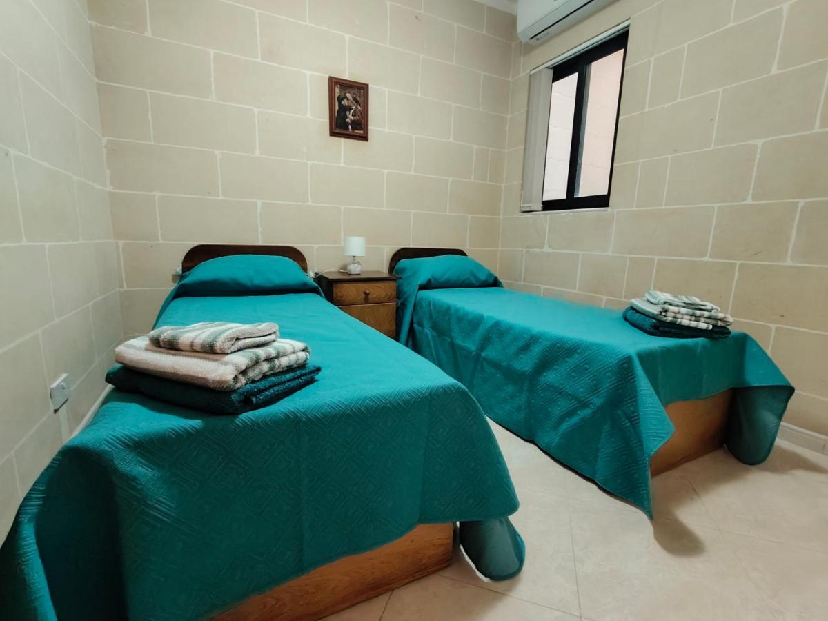 Seaview Apartment Zebbug  Екстер'єр фото
