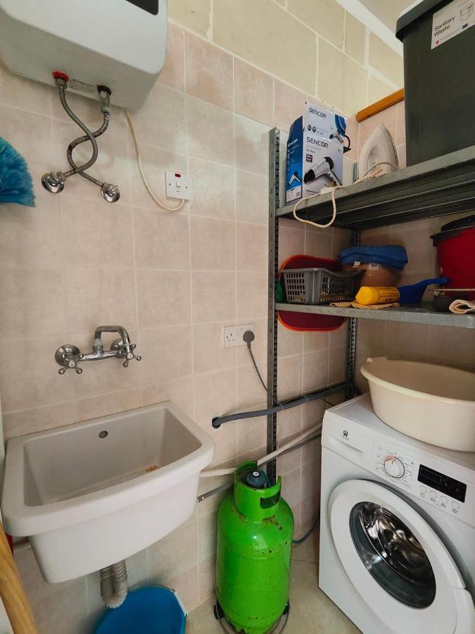 Seaview Apartment Zebbug  Екстер'єр фото