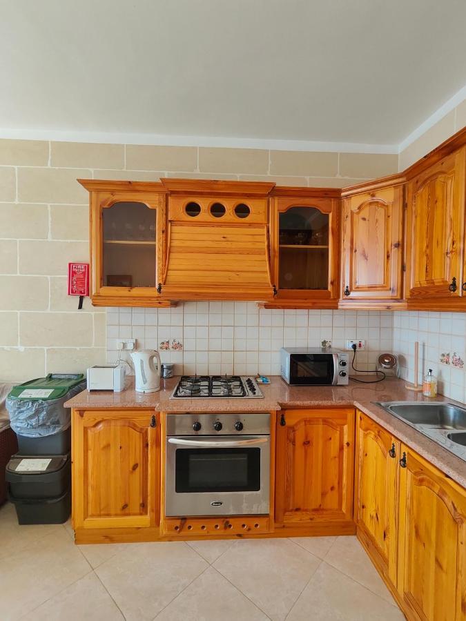 Seaview Apartment Zebbug  Екстер'єр фото