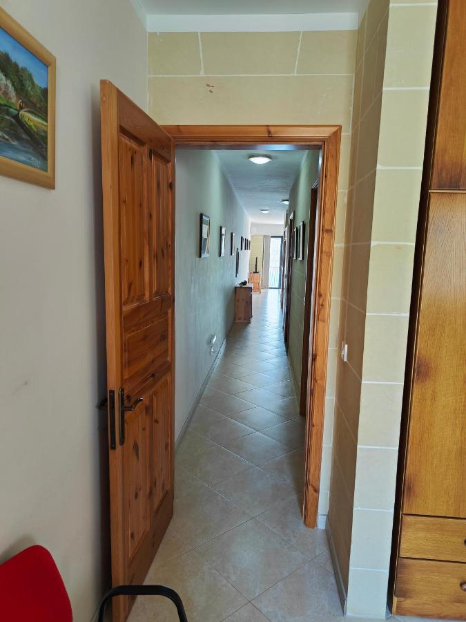 Seaview Apartment Zebbug  Екстер'єр фото