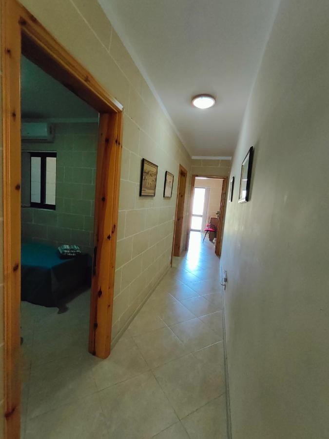 Seaview Apartment Zebbug  Екстер'єр фото
