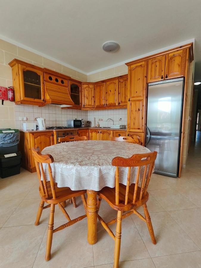 Seaview Apartment Zebbug  Екстер'єр фото