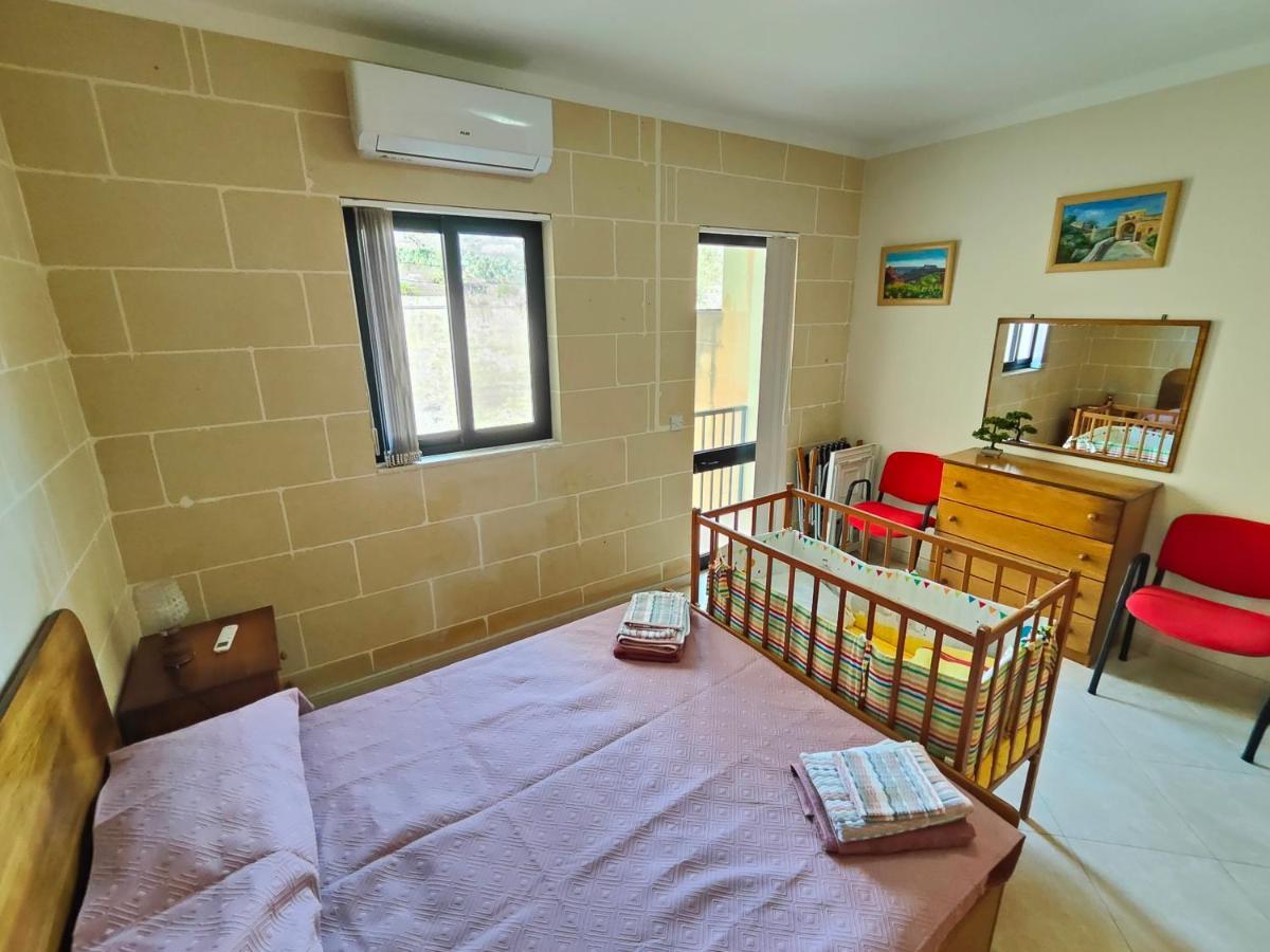 Seaview Apartment Zebbug  Екстер'єр фото